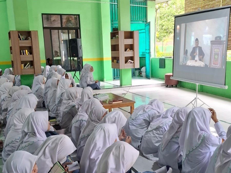 MAN 16 Jakarta Gelar Pesantren Ramadan 1446 H : Semarak Ibadah, Ilmu, dan Prestasi 